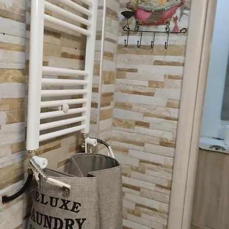 Lovley Apartament Near Bus Station *